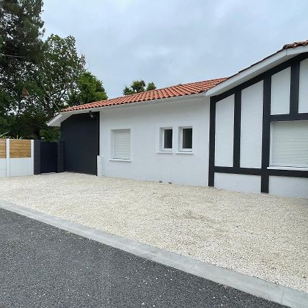 Maison A Biscarrosse Avec Piscine Et Jacuzzi Kültér fotó