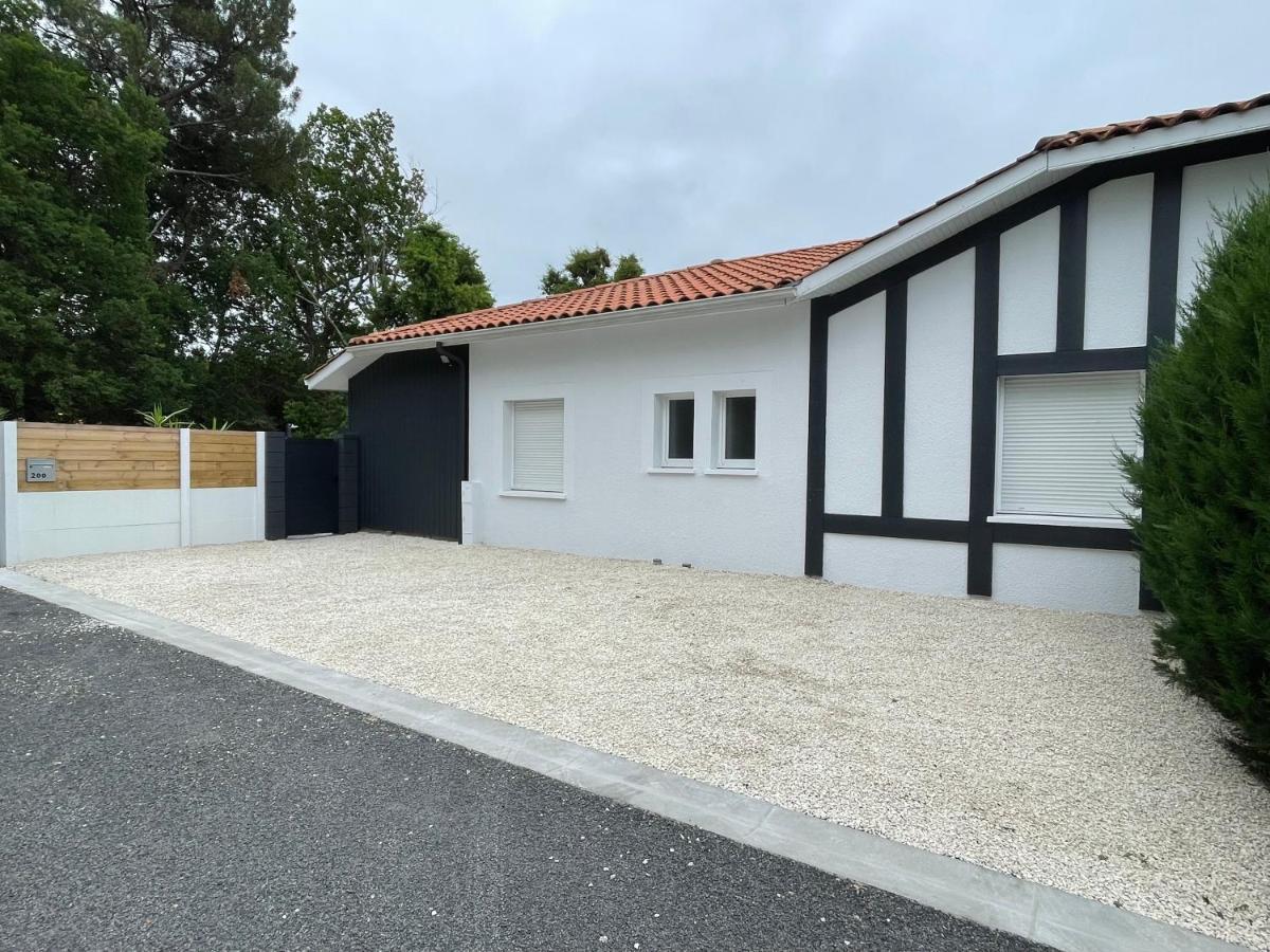 Maison A Biscarrosse Avec Piscine Et Jacuzzi Kültér fotó