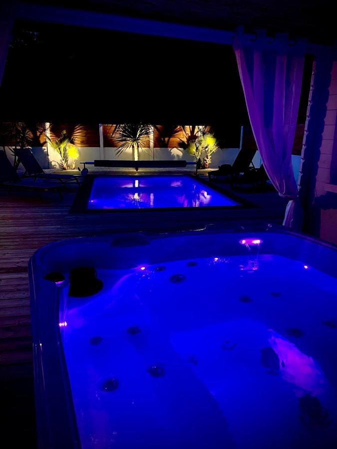 Maison A Biscarrosse Avec Piscine Et Jacuzzi Kültér fotó