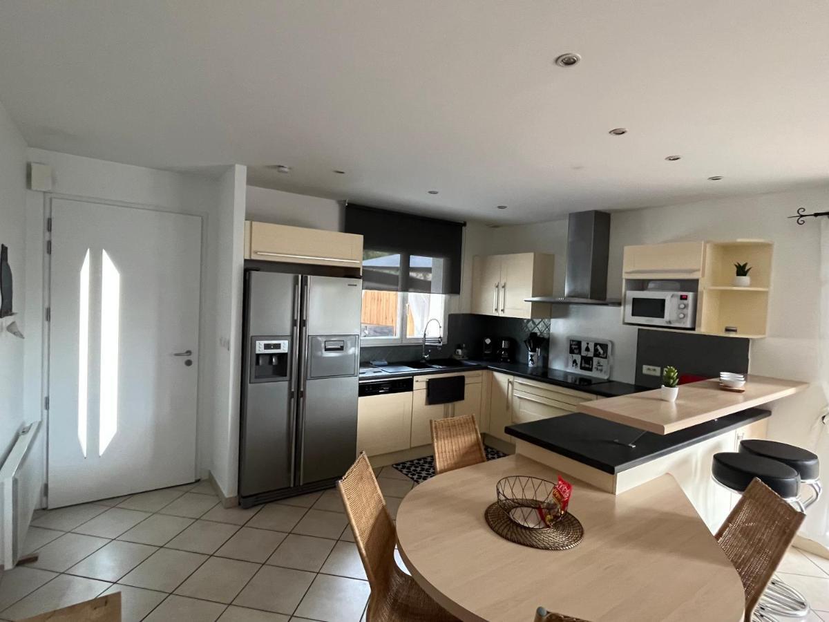Maison A Biscarrosse Avec Piscine Et Jacuzzi Kültér fotó